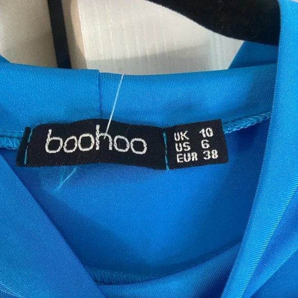 BOOHOO DISCO SLINKY TWIST DETAIL HIGH NECK MINI DRES - Picture 3 of 6